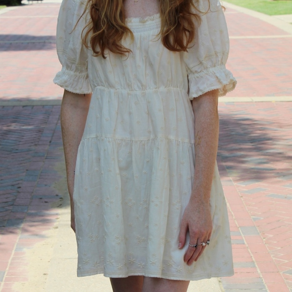 Old Navy cream colored mini dress